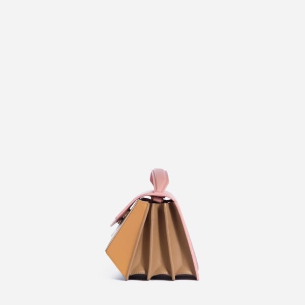 Small Naomi - Image 3