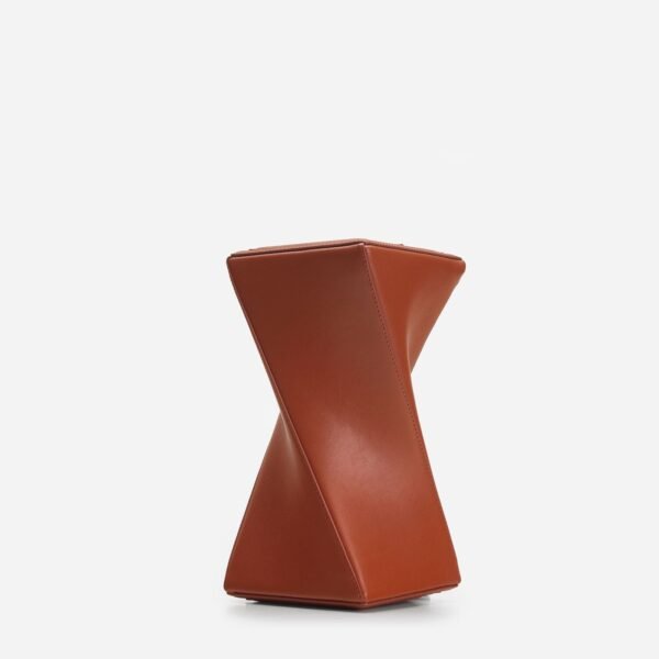 Stormi - Image 7